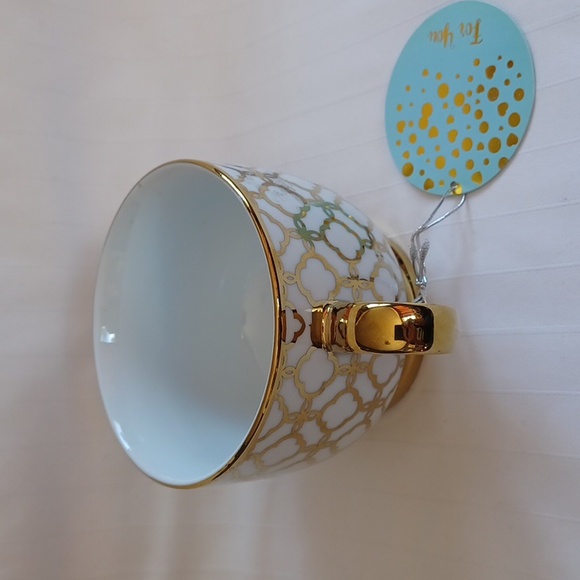 10 Strawberry Street Gold Oversized Tea Cup - Picture 2 of 7